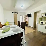 Joy Spacious براشوف